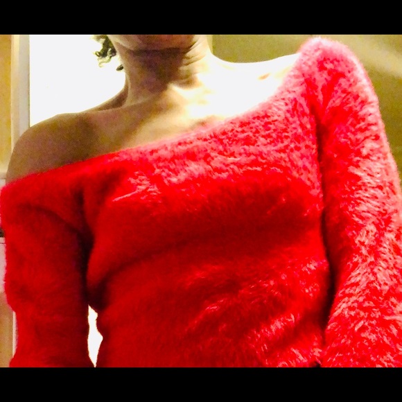 Ladies Top - Picture 2 of 2